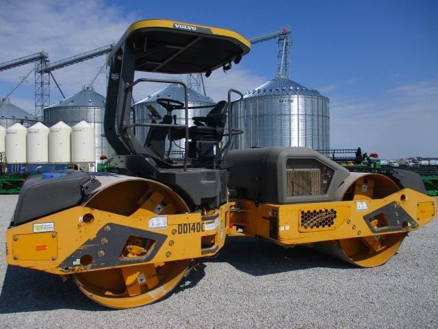 Main image Volvo DD140C