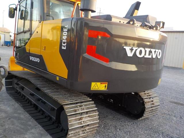 Image of Volvo EC140EL equipment image 3