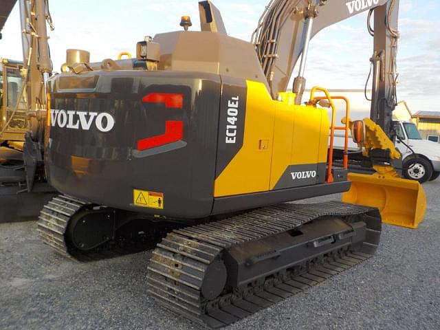 Image of Volvo EC140EL equipment image 2