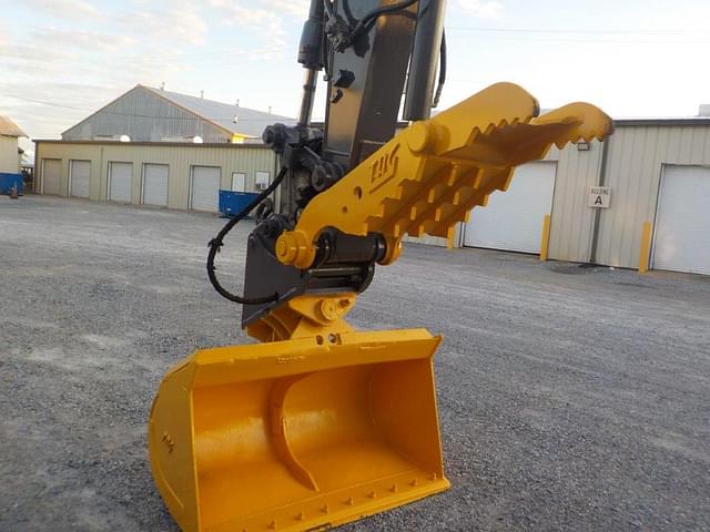 Image of Volvo EC140EL equipment image 4