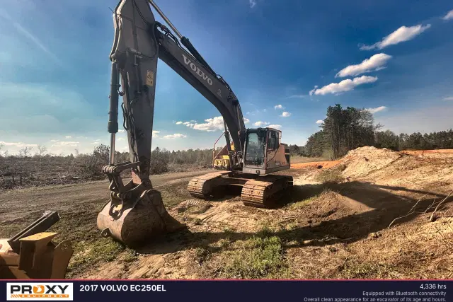 Image of Volvo EC250EL equipment image 2