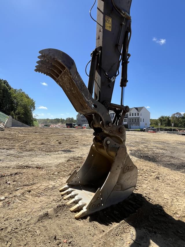 Image of Volvo EC250EL equipment image 1