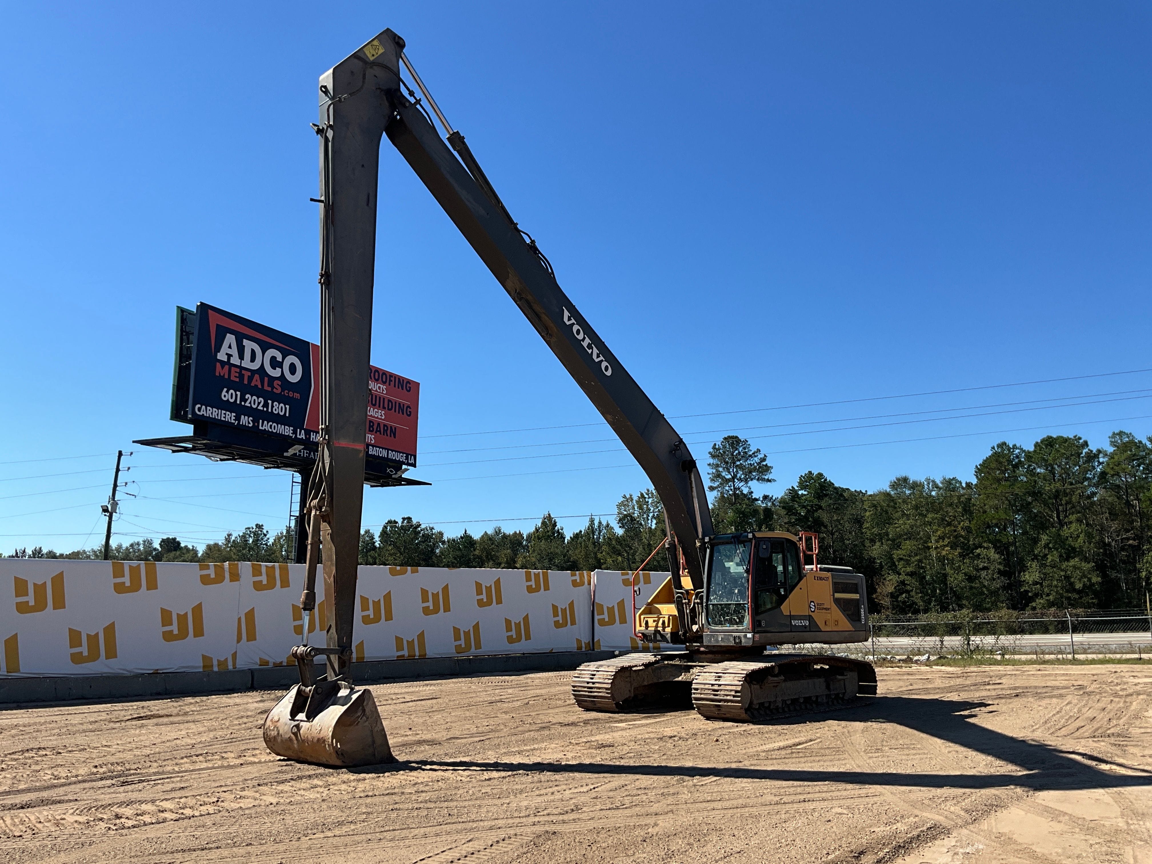 2017 Volvo EC250ELR Equipment Image0
