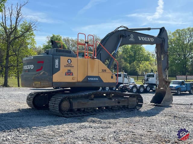 Image of Volvo EC300EL equipment image 3