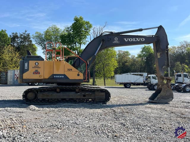 Image of Volvo EC300EL equipment image 4