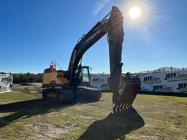 Image of Volvo EC380EL equipment image 2