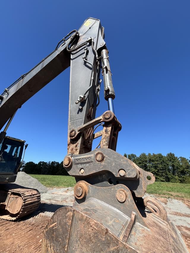 Image of Volvo ECR305CL equipment image 4