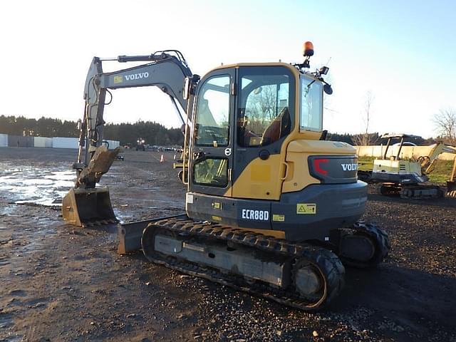 Image of Volvo ECR88D equipment image 4