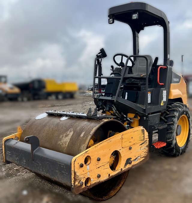 Image of Volvo SD45D equipment image 1