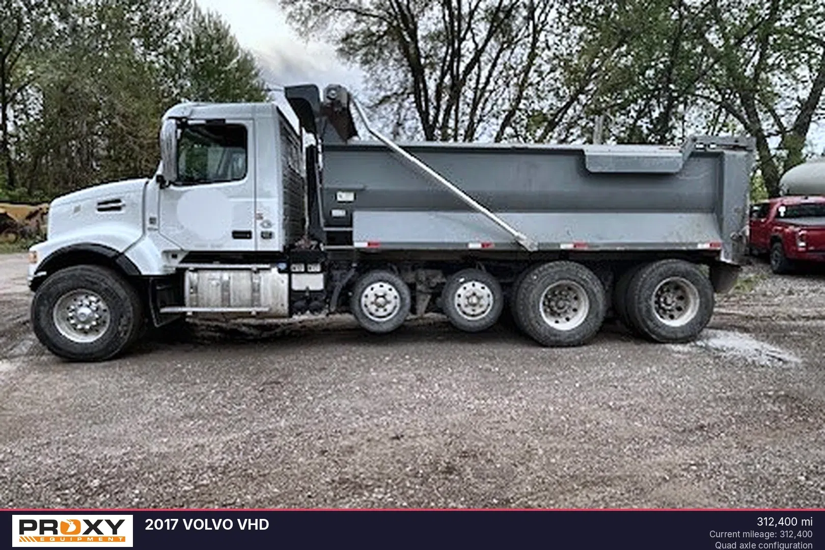 2017 Volvo VHD Equipment Image0