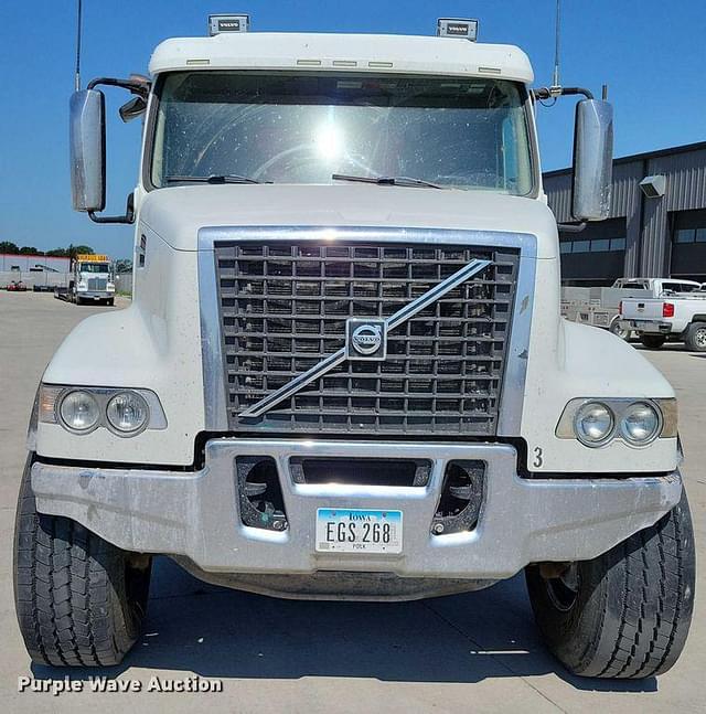 Image of Volvo D13 equipment image 1