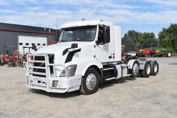 Main image Volvo VNL