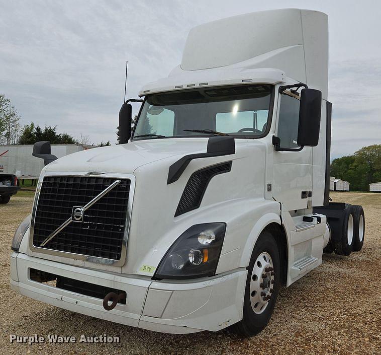 Image of Volvo VNL Primary image