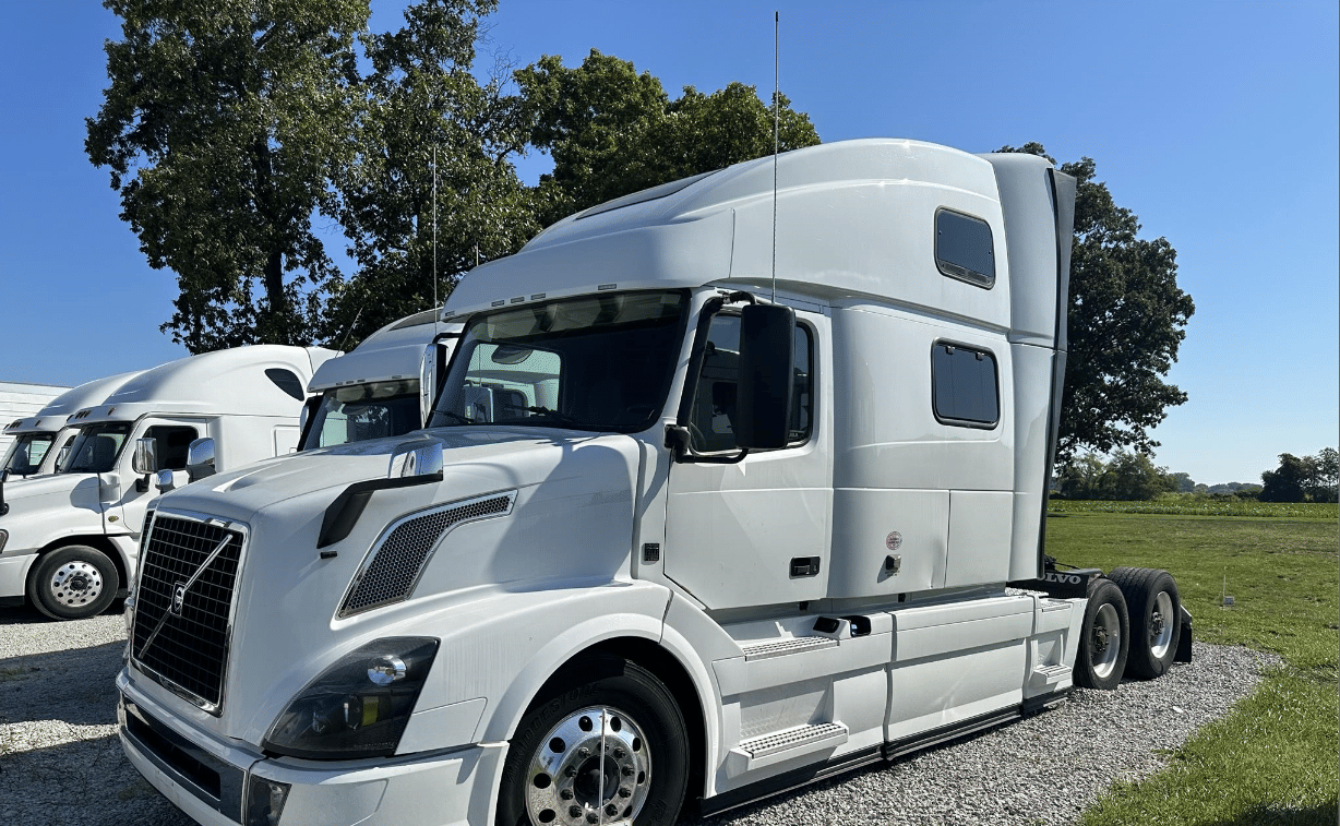 Main image Volvo VNL42780