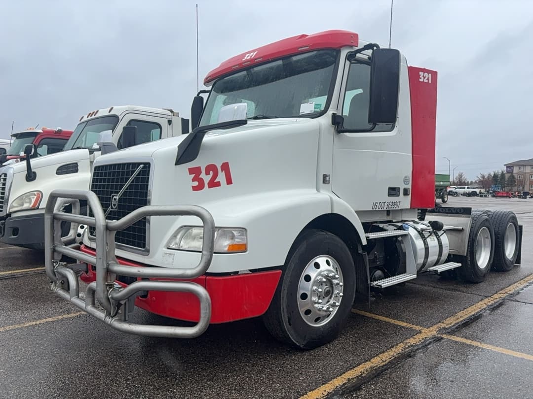 Image of Volvo VNM Primary image