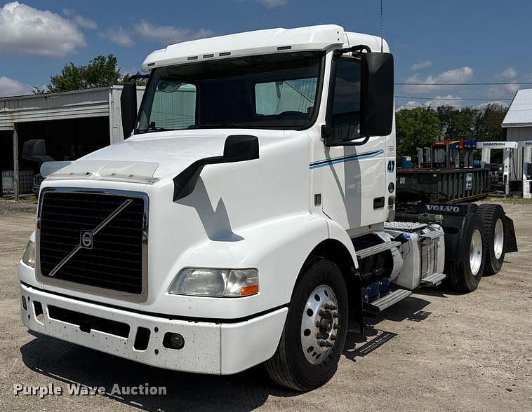 Image of Volvo VNM Primary image