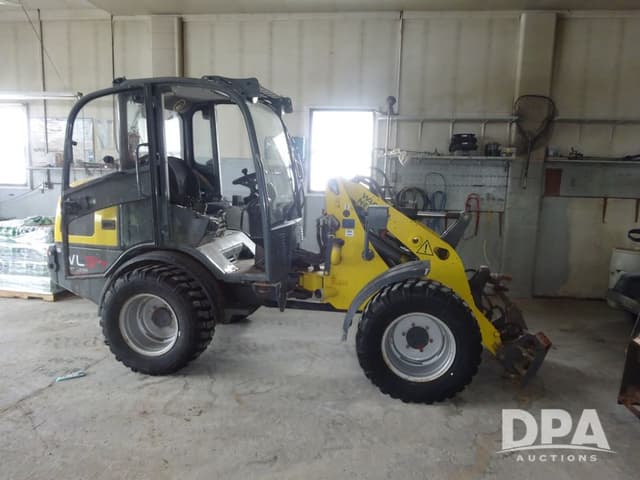 Image of Wacker Neuson WL34 equipment image 3