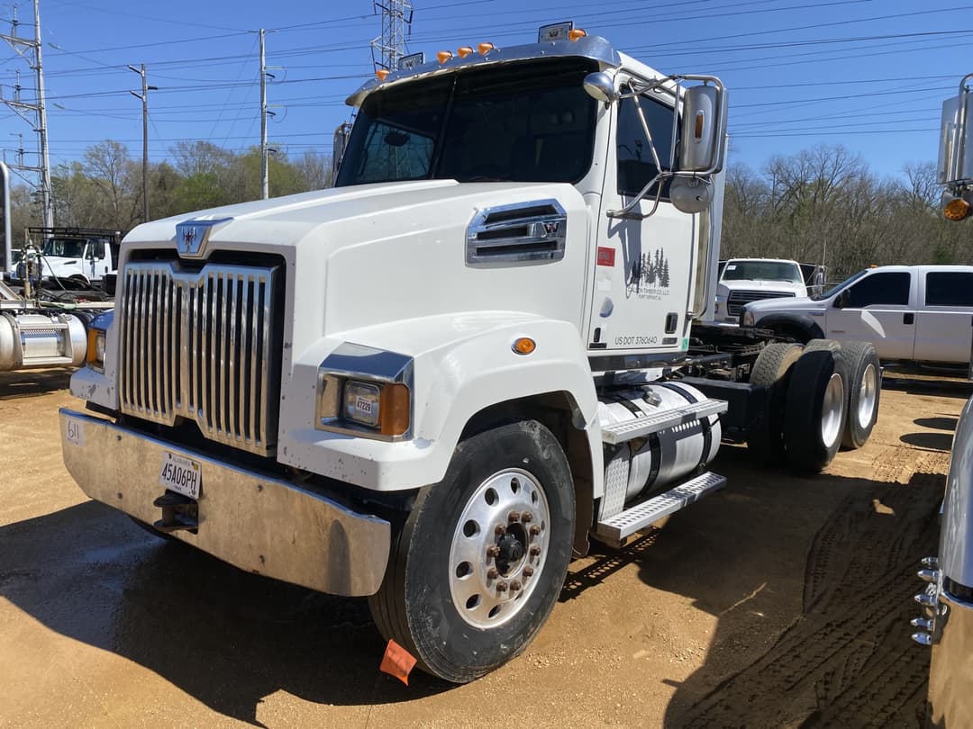 Image of Western Star 4700SF Primary image