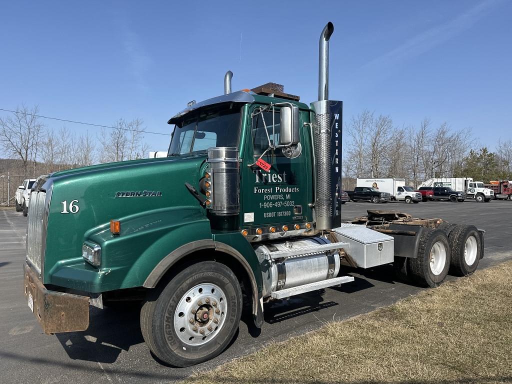 Image of Western Star 4900 Primary image