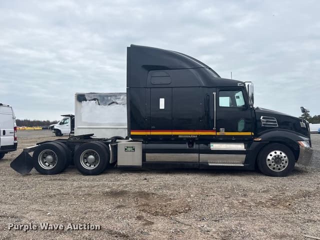 Image of Western Star 5700XE equipment image 3