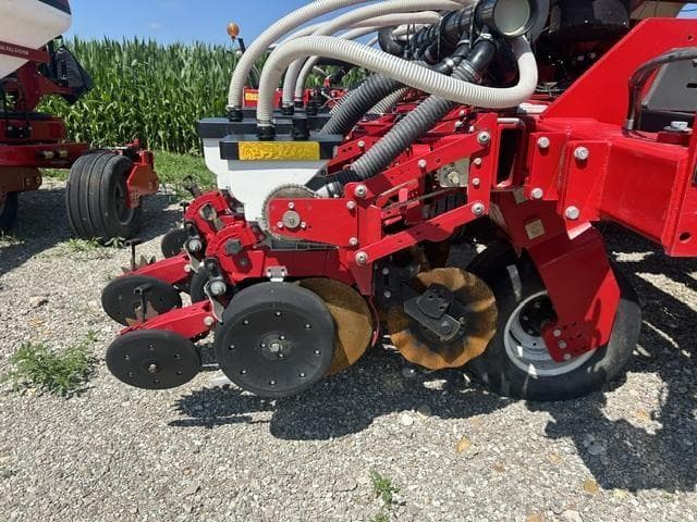 Image of White 9523 equipment image 2