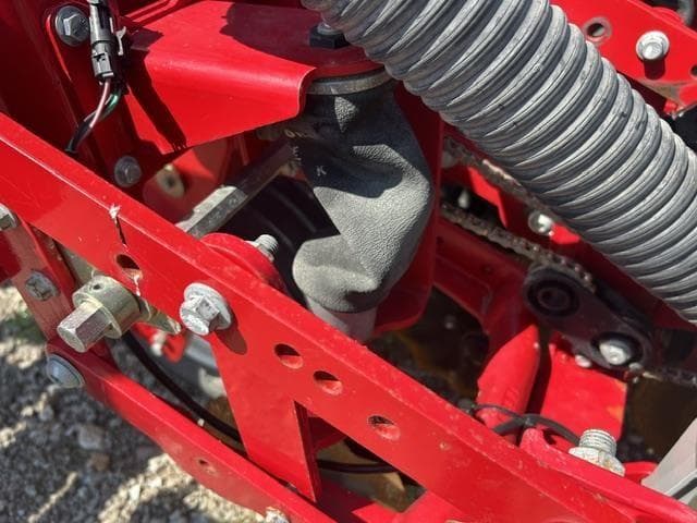 Image of White 9523 equipment image 4