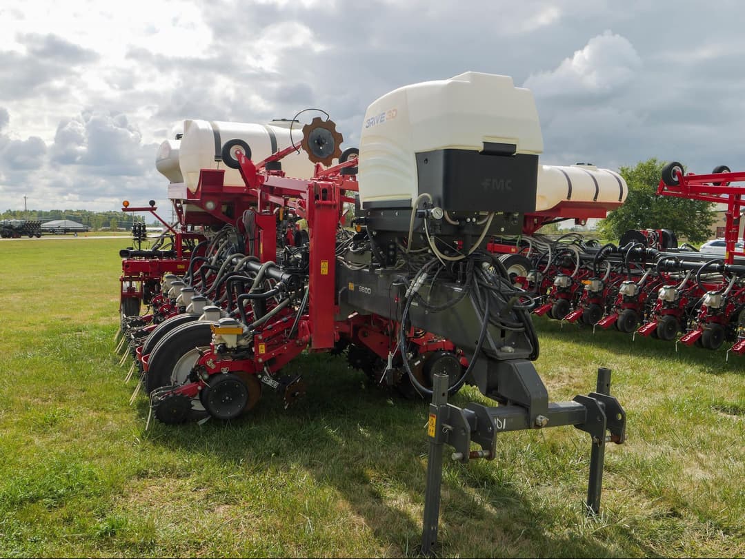 Image of White 9816VE Primary image