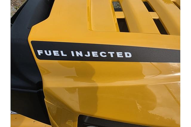 Image of Cub Cadet XT1 LT42 equipment image 2