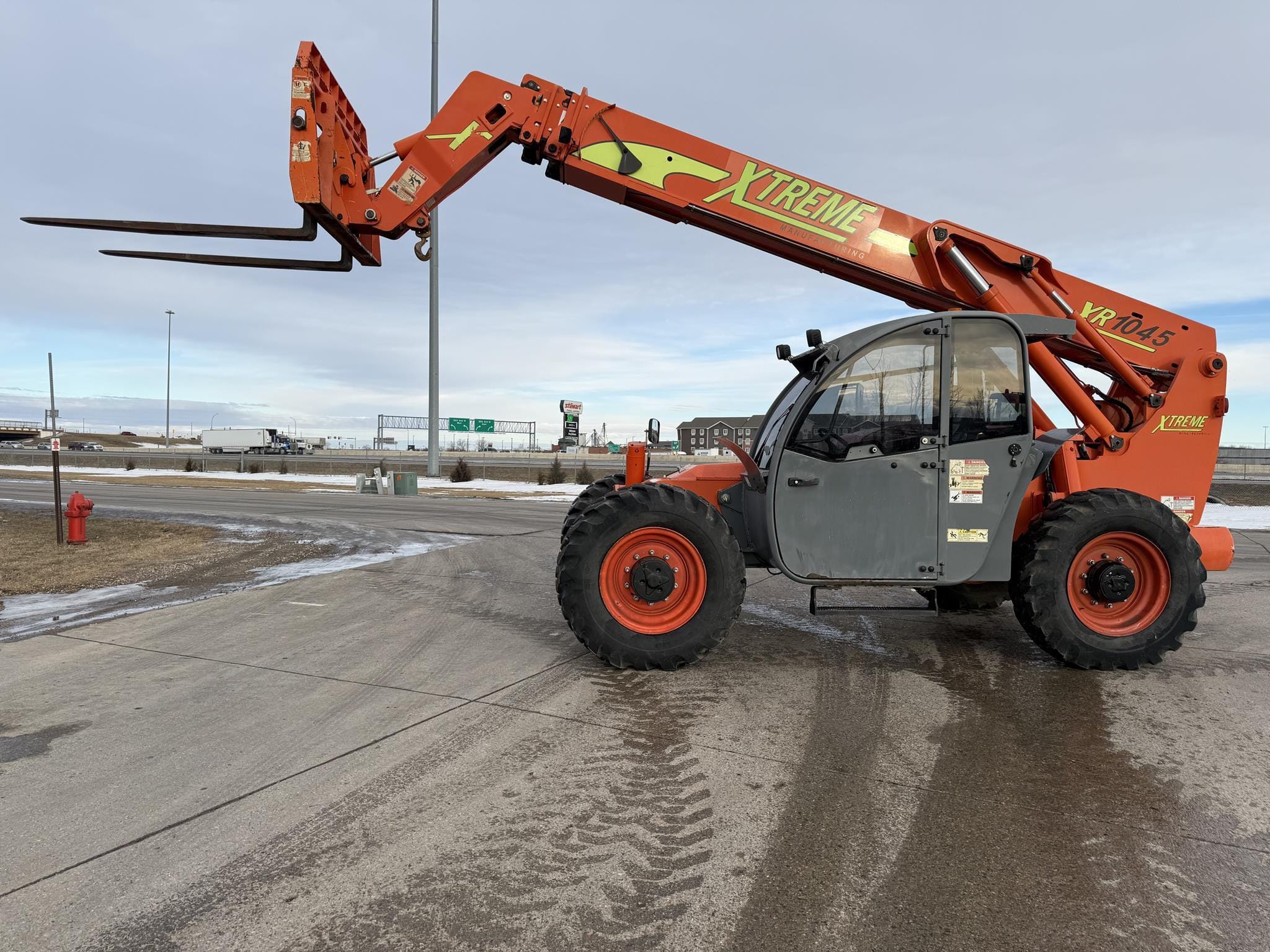 2017 Xtreme XR1045 Equipment Image0