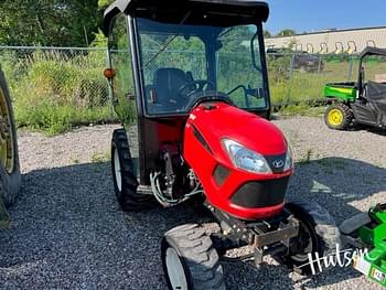 2017 Yanmar 424 Equipment Image0