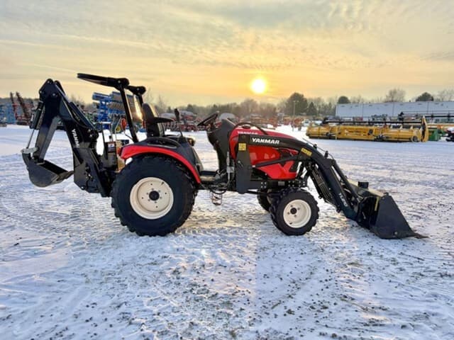 Image of Yanmar SA424 equipment image 2