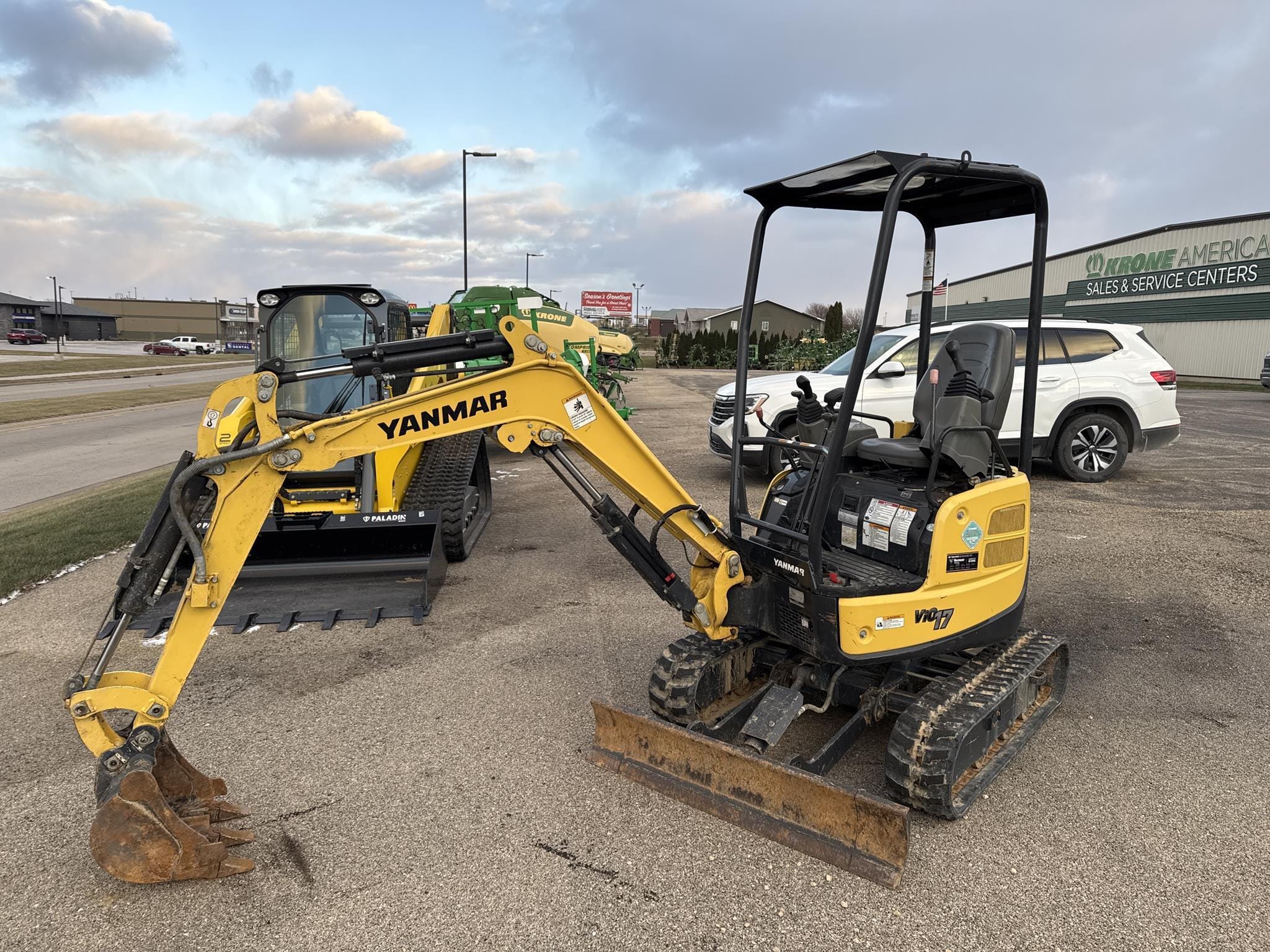 Main image Yanmar VIO17