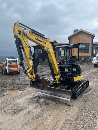 2017 Yanmar VIO35 Equipment Image0