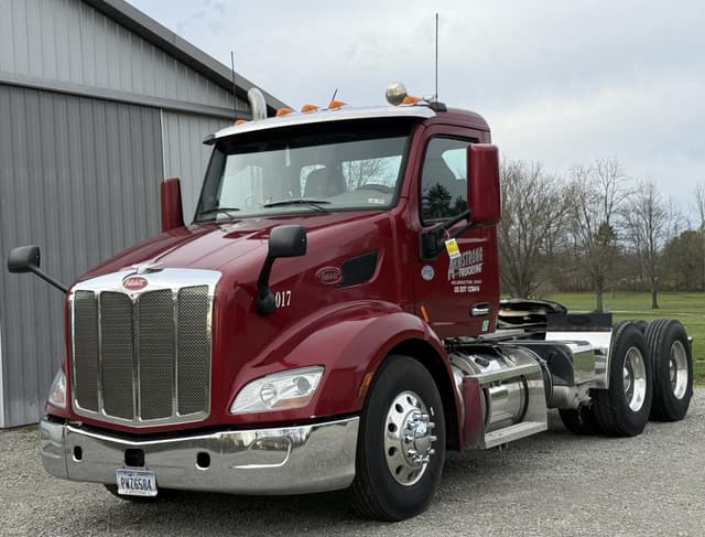 Image of Peterbilt 579 equipment image 2