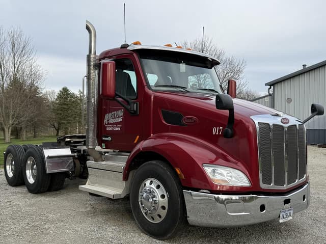 Image of Peterbilt 579 equipment image 3