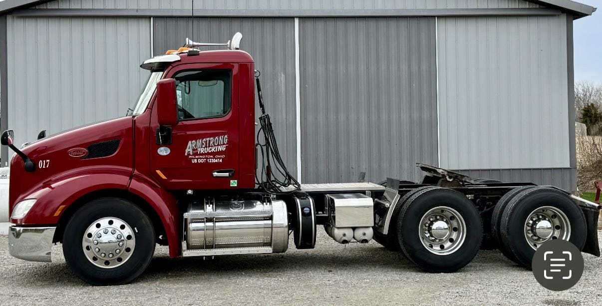 2018 Peterbilt 579 Equipment Image0