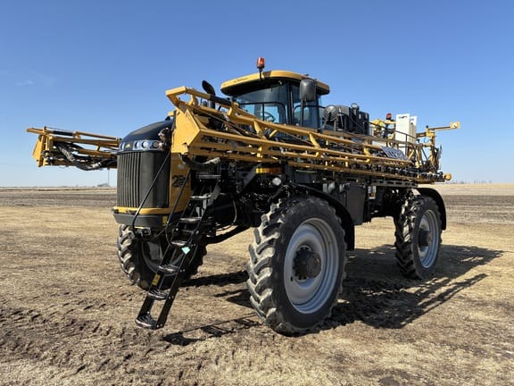 2018 RoGator RG1100C Equipment Image0