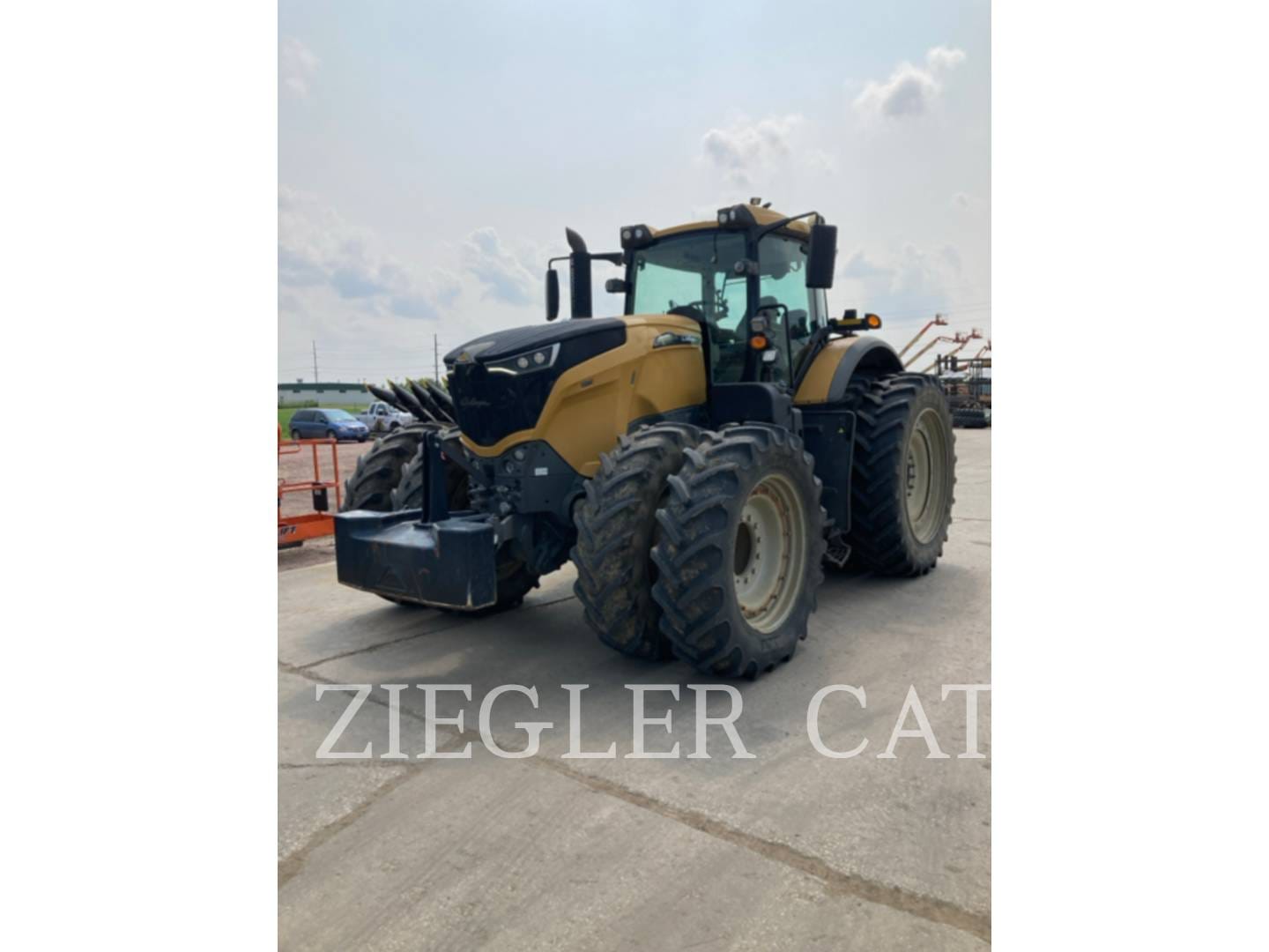 2018 Challenger 1038 Equipment Image0