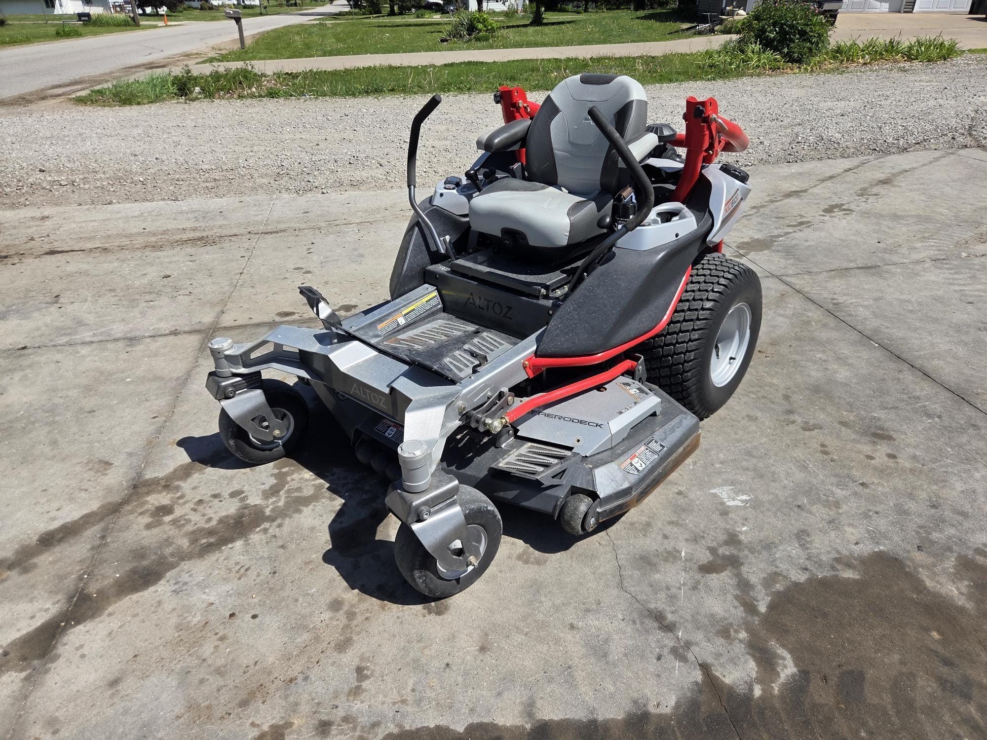 2018 Altoz XC 610Z Equipment Image0