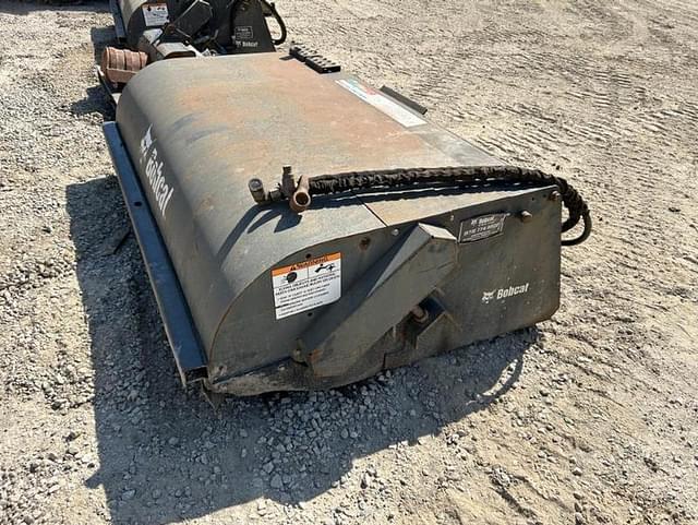 Image of Bobcat 72 equipment image 2