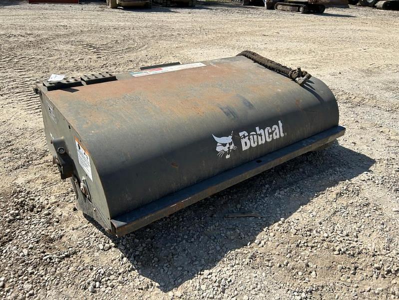 Image of Bobcat 72 Primary image