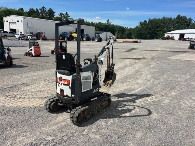 Image of Bobcat E10 equipment image 4