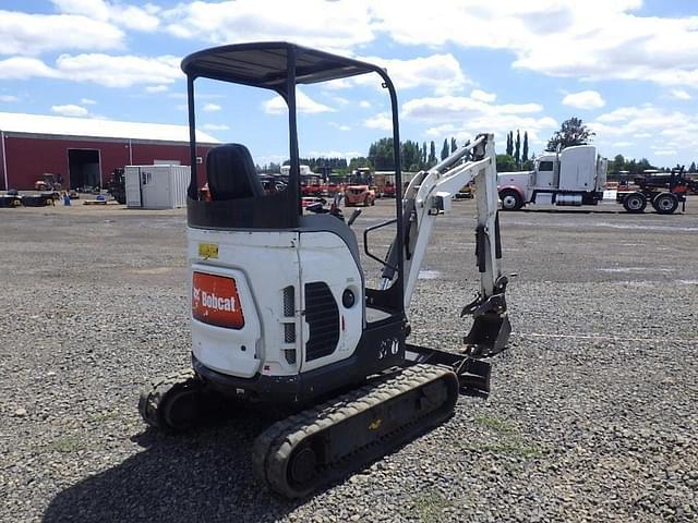 Image of Bobcat E20 equipment image 3
