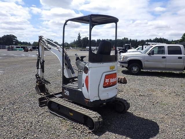 Image of Bobcat E20 equipment image 4