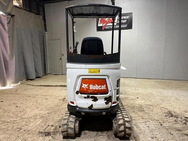 Image of Bobcat E20 equipment image 3