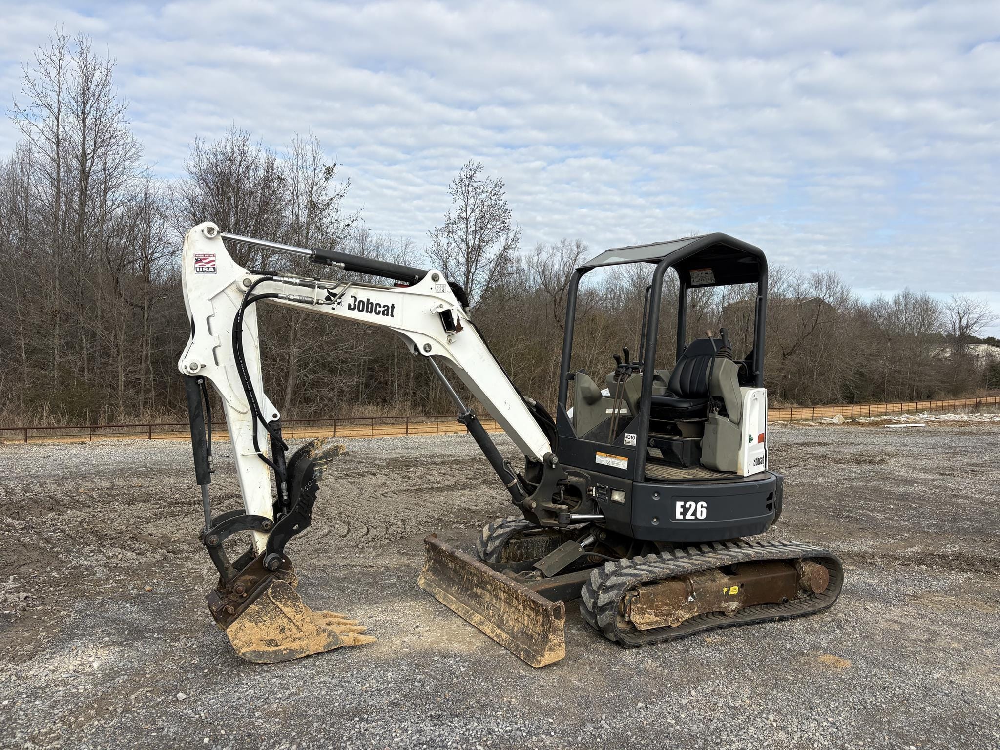 2018 Bobcat E26 Equipment Image0