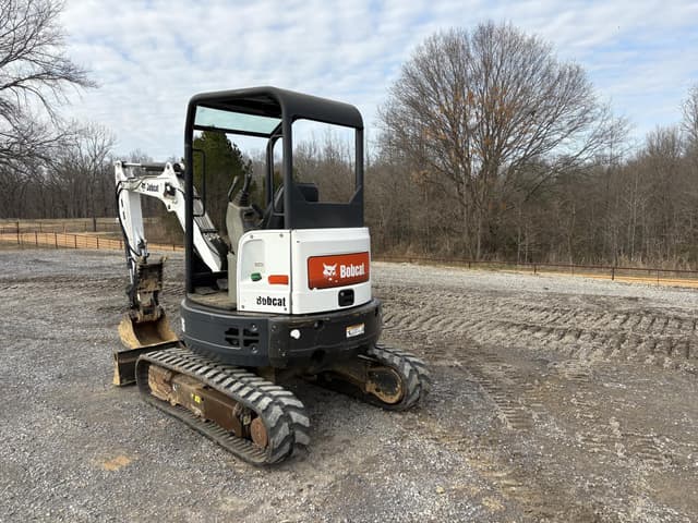 Image of Bobcat E26 equipment image 3