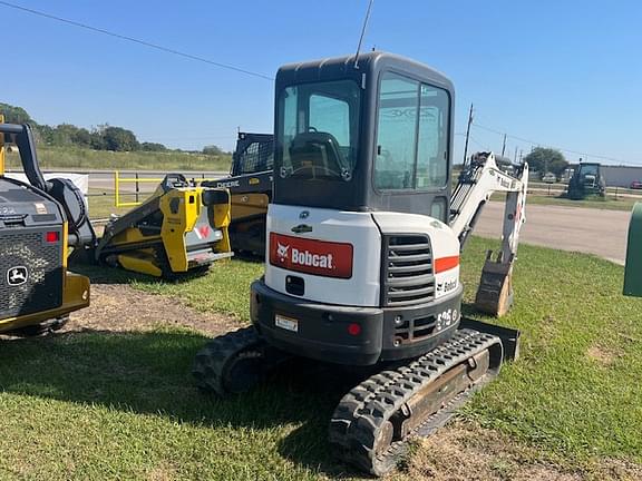 Image of Bobcat E26 equipment image 2