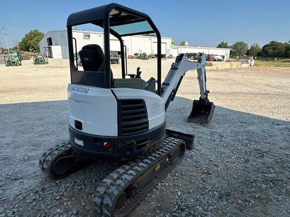 Image of Bobcat E26 equipment image 4