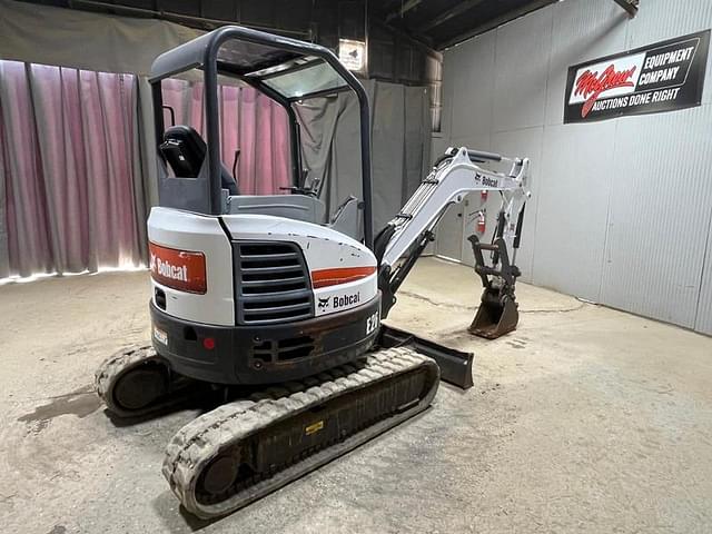 Image of Bobcat E26 equipment image 4